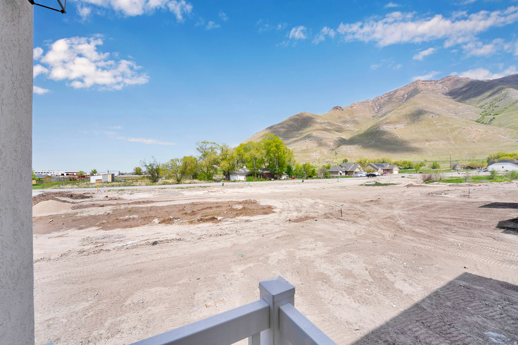 main property photo 38