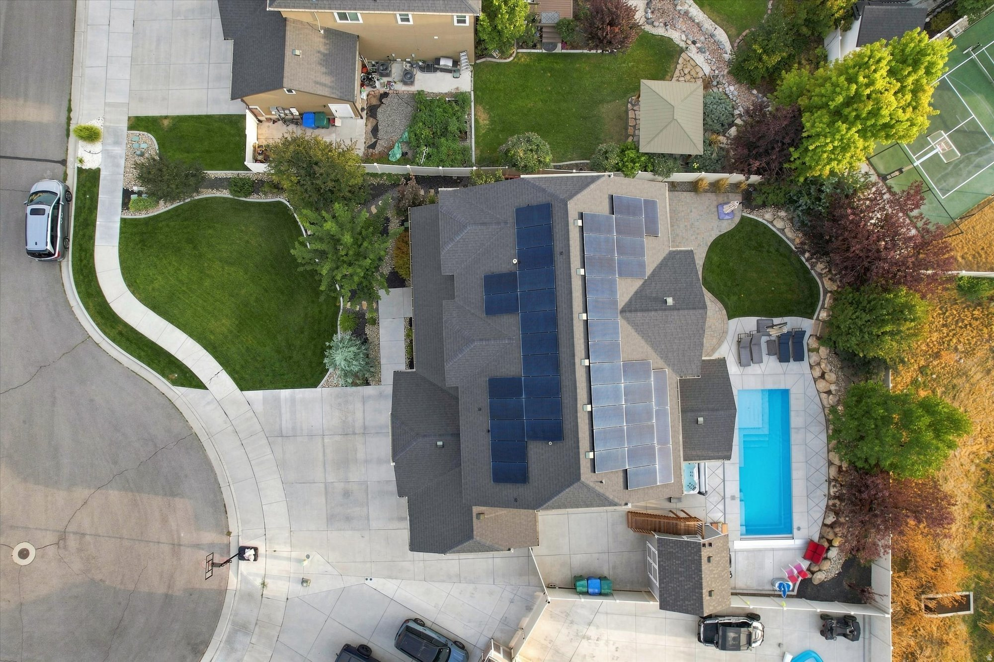 main property photo 50