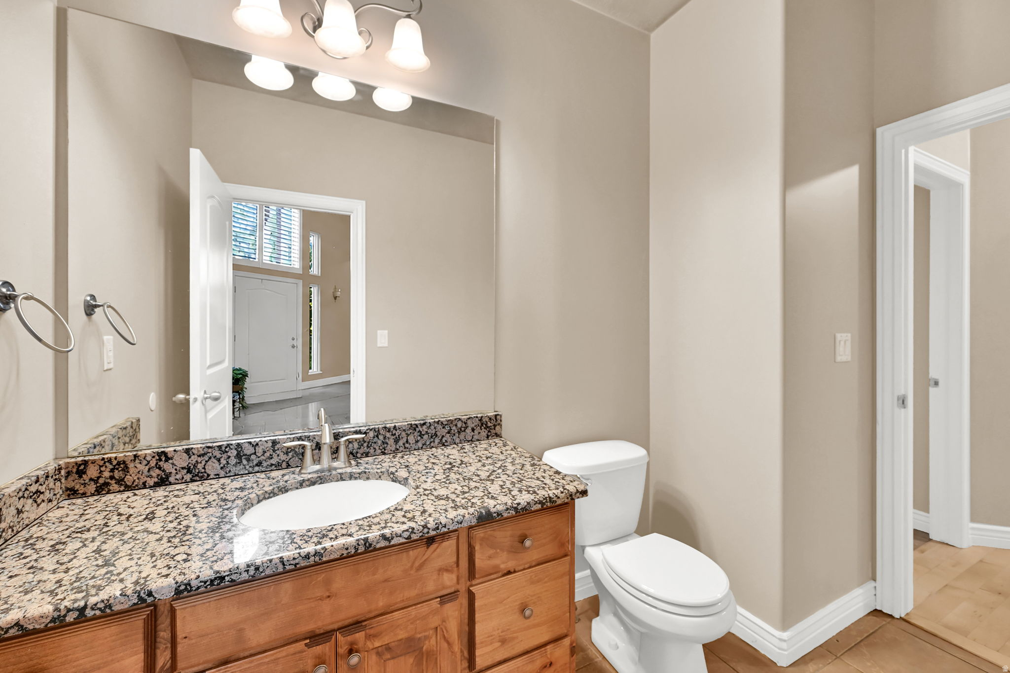 main property photo 13