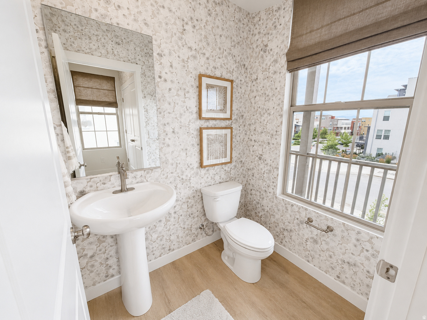 main property photo 9