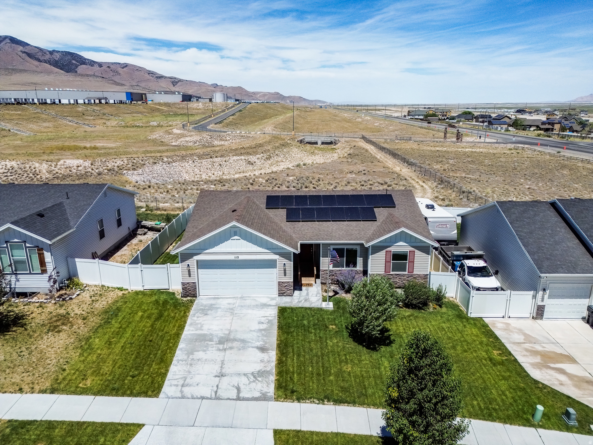 main property photo 32