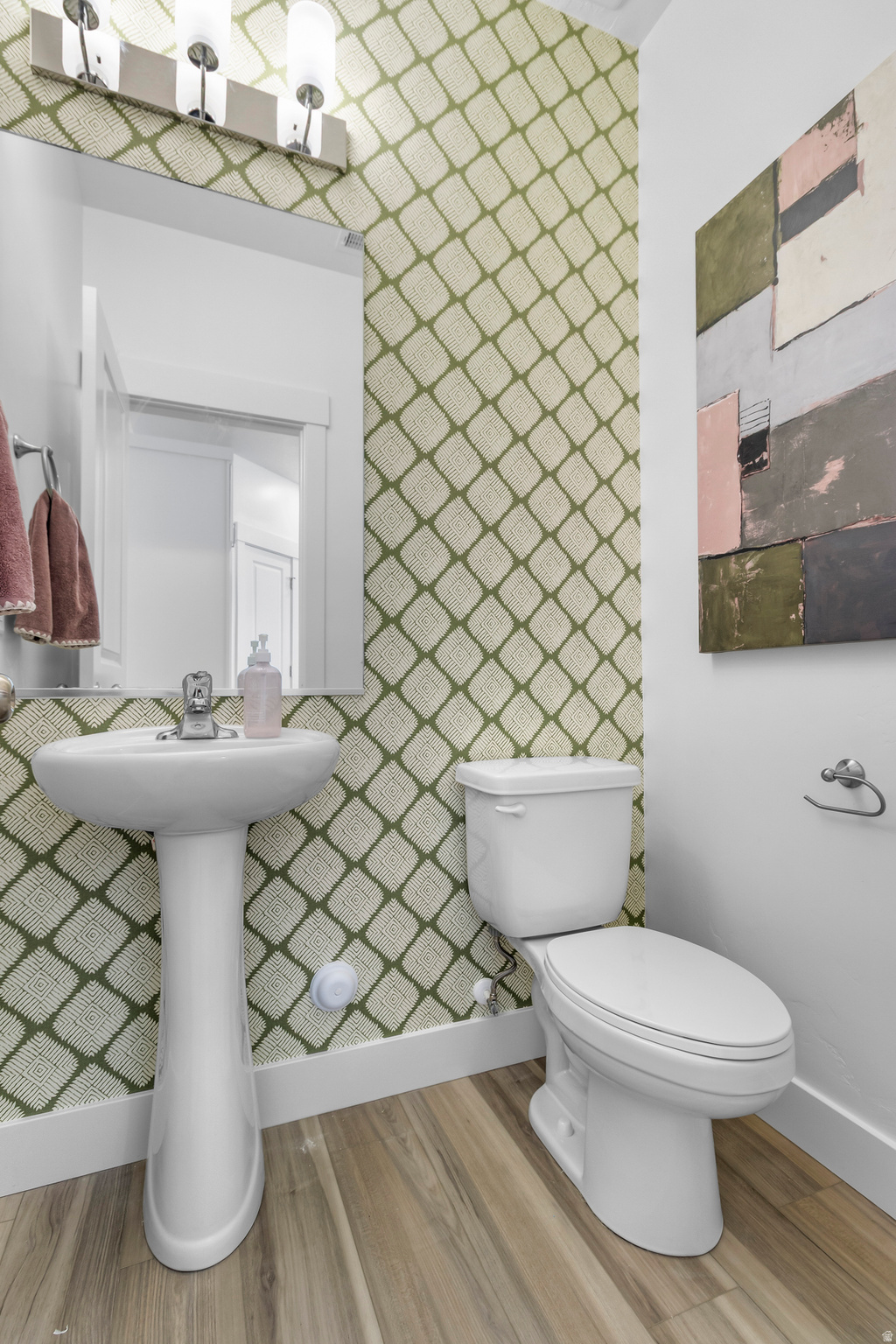 main property photo 11