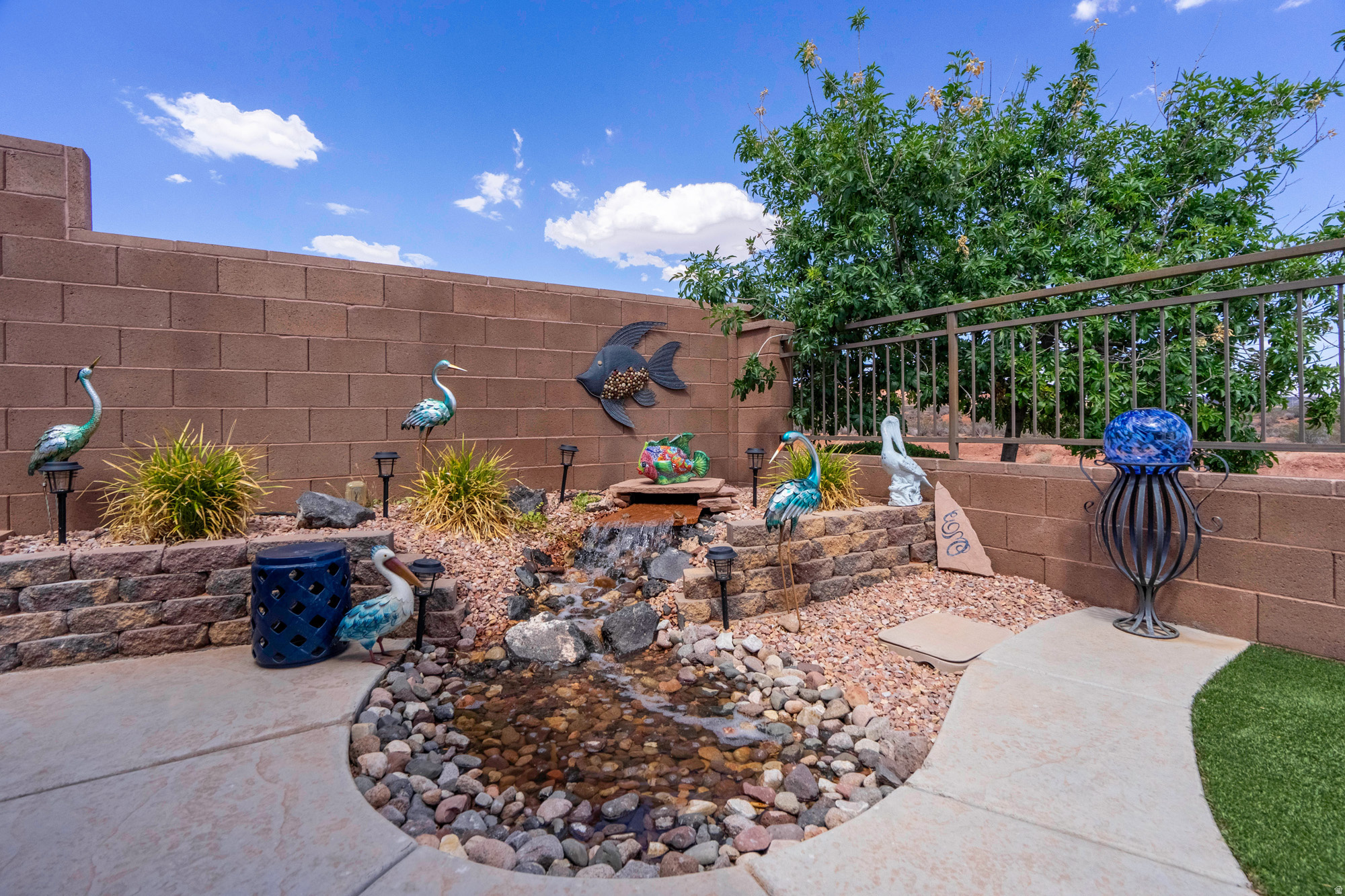 main property photo 47