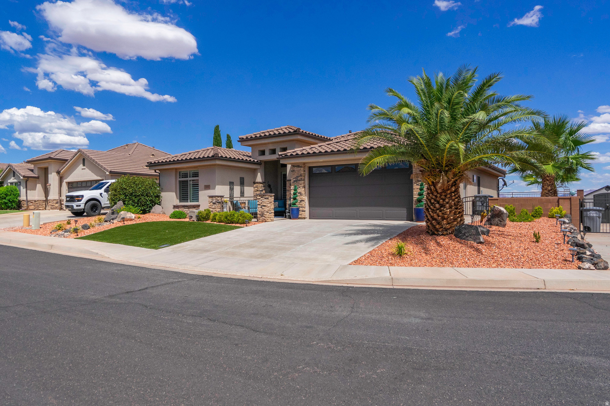 main property photo 59
