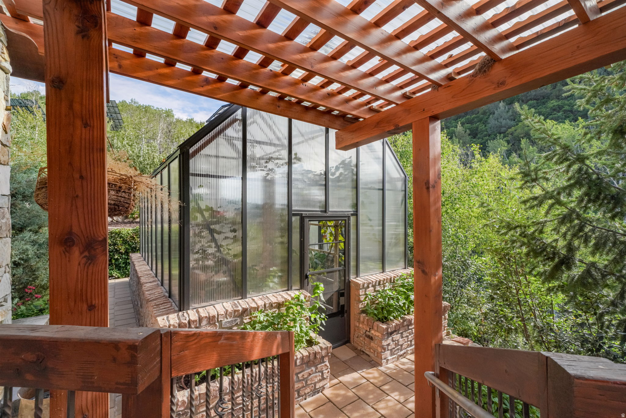 main property photo 49