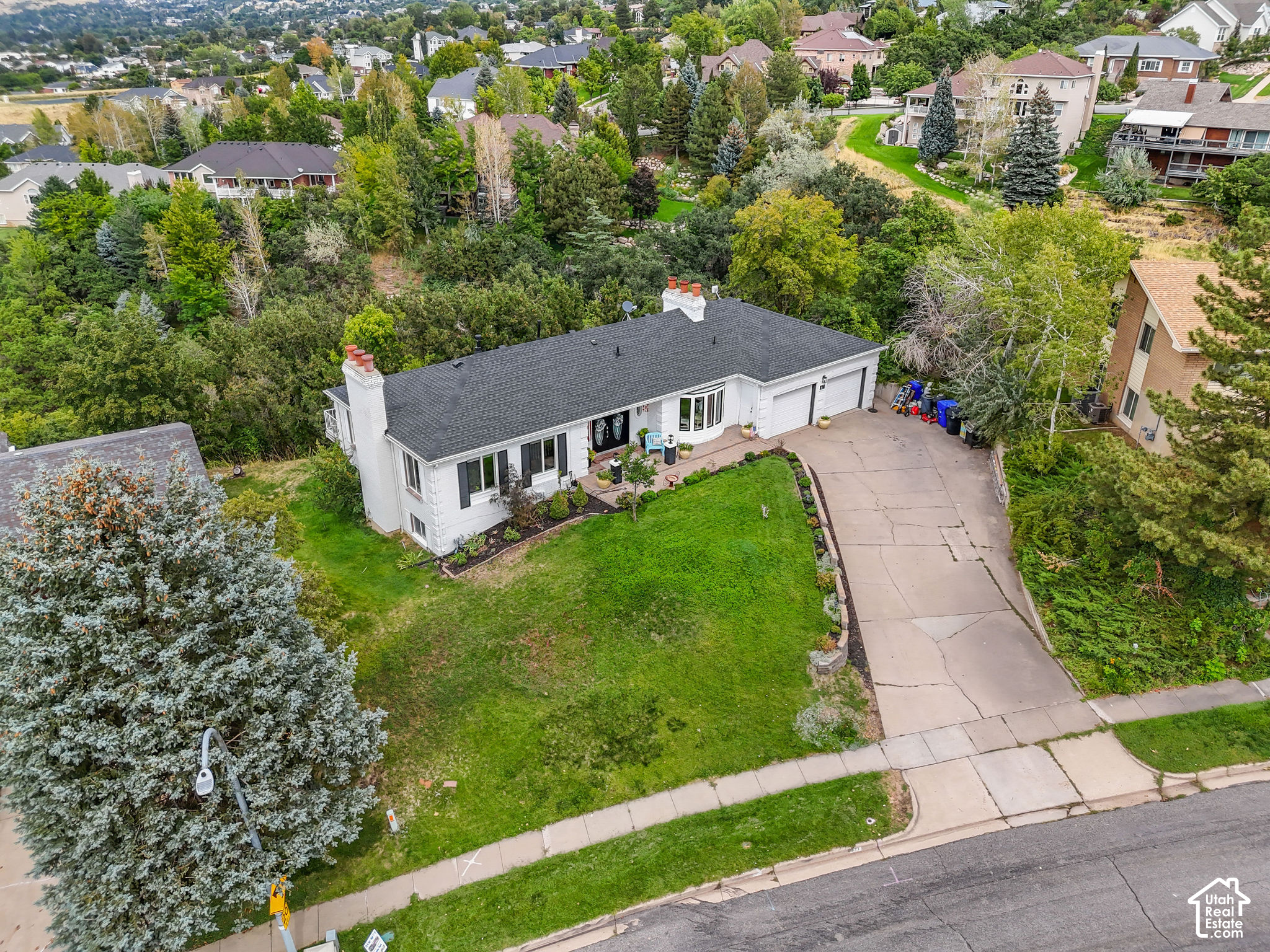 main property photo 50