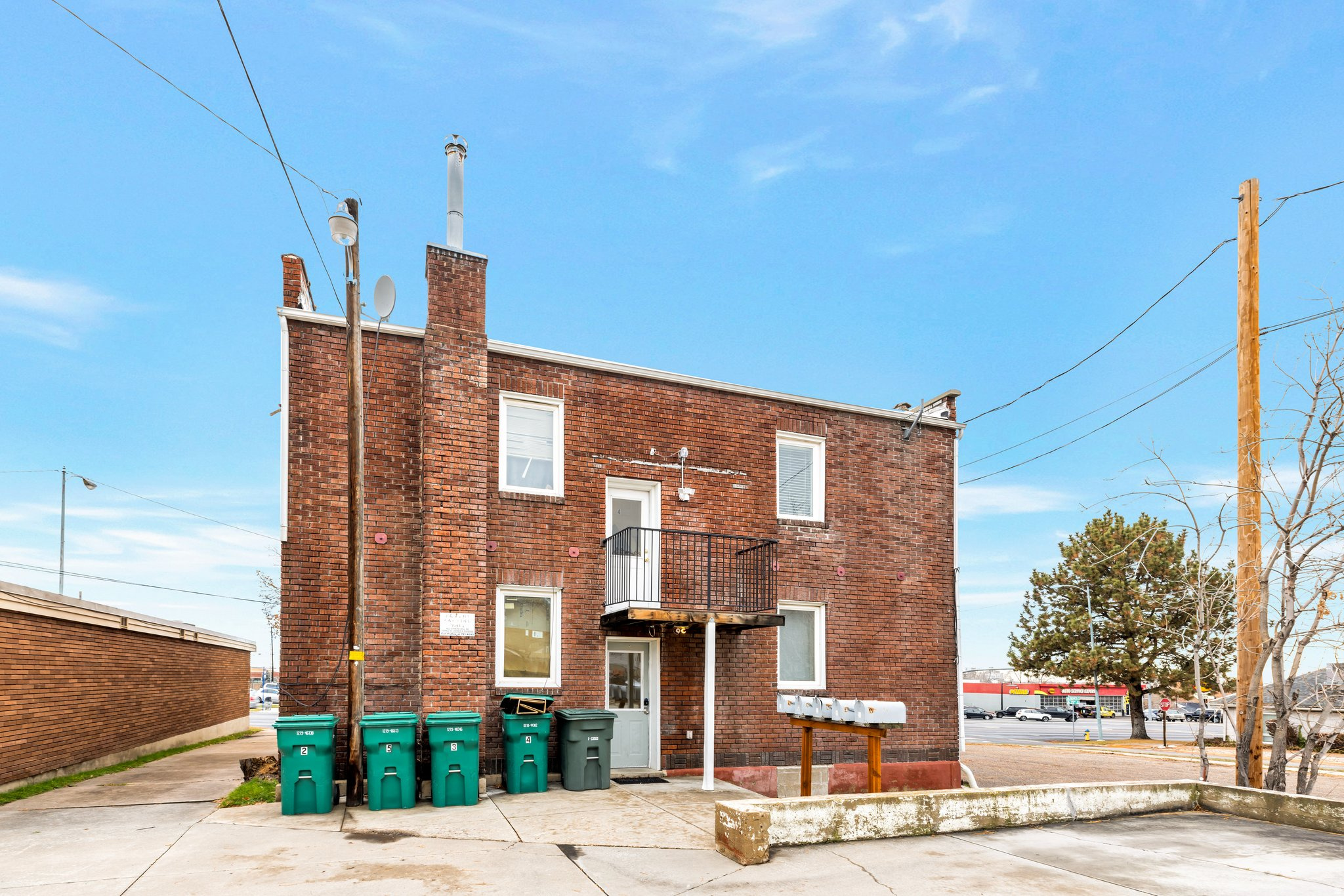 main property photo 15