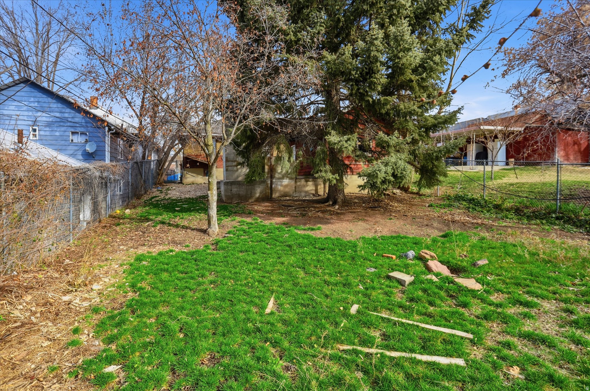 main property photo 36