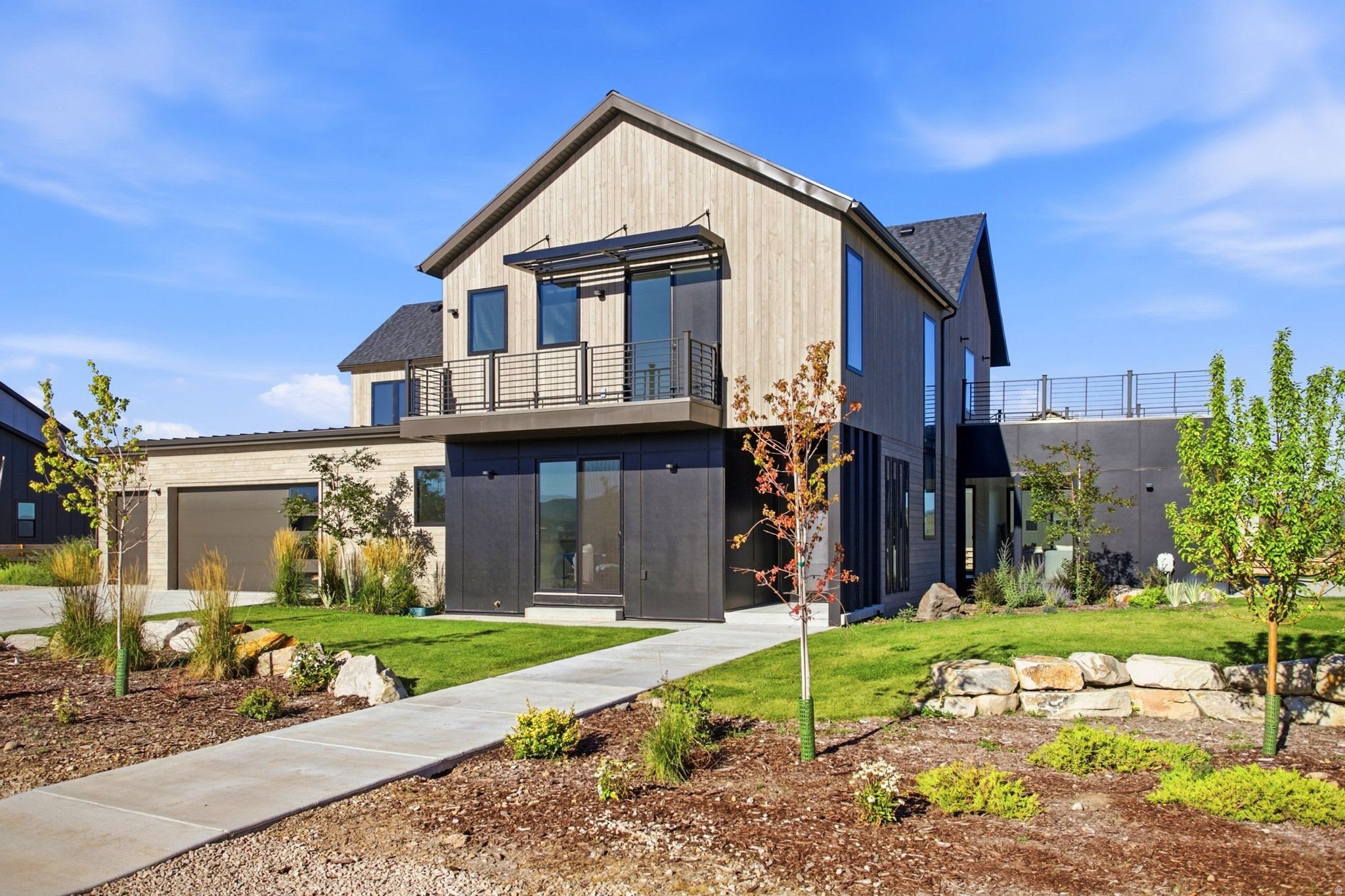 main property photo 60