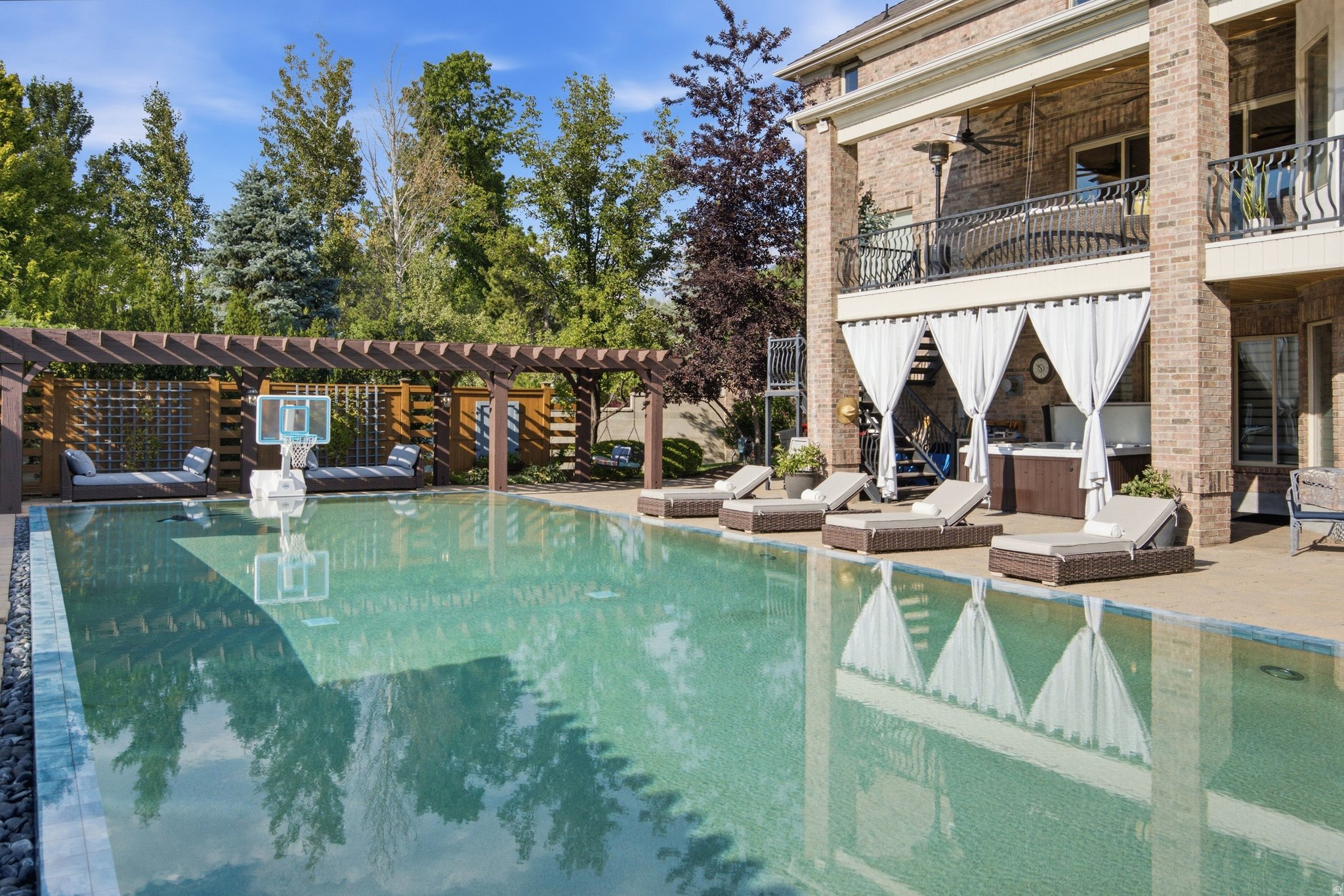 main property photo 135