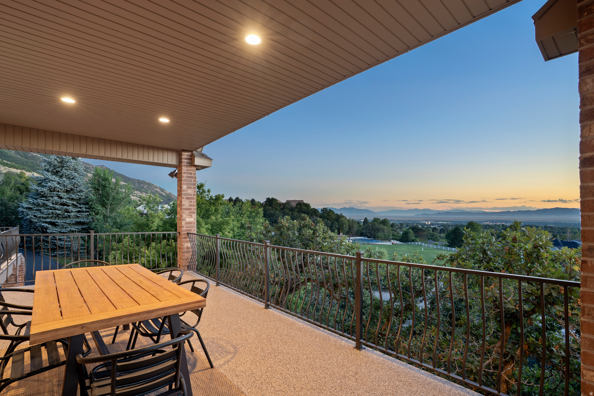 main property photo 75