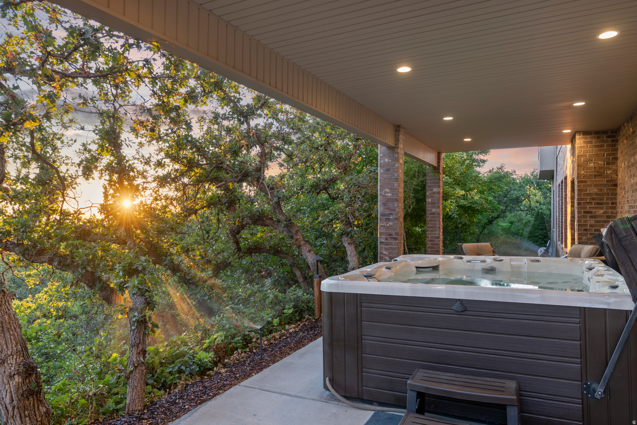 main property photo 78