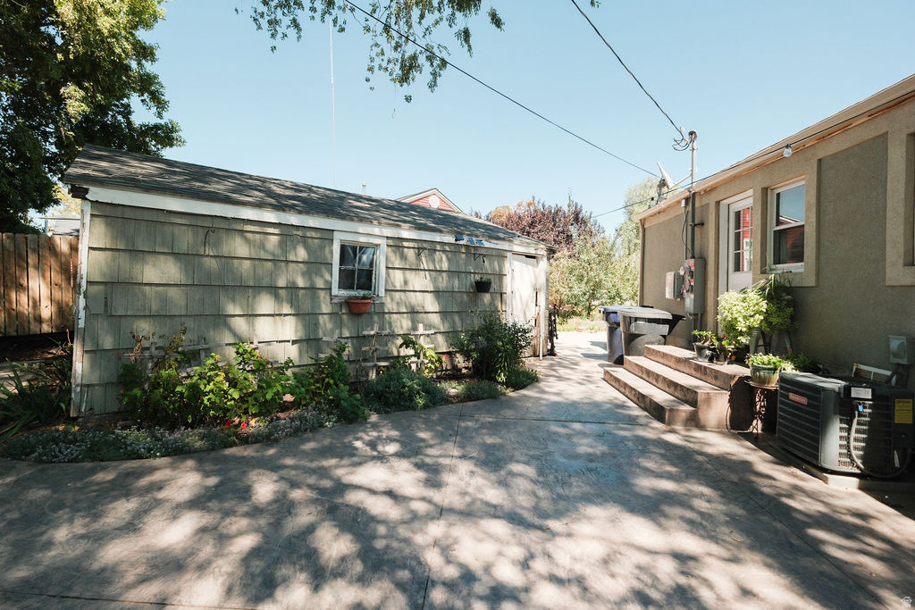 main property photo 35