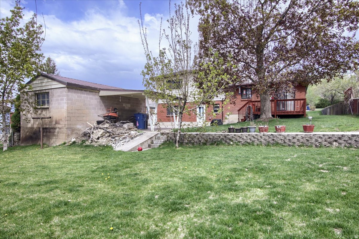 main property photo 19