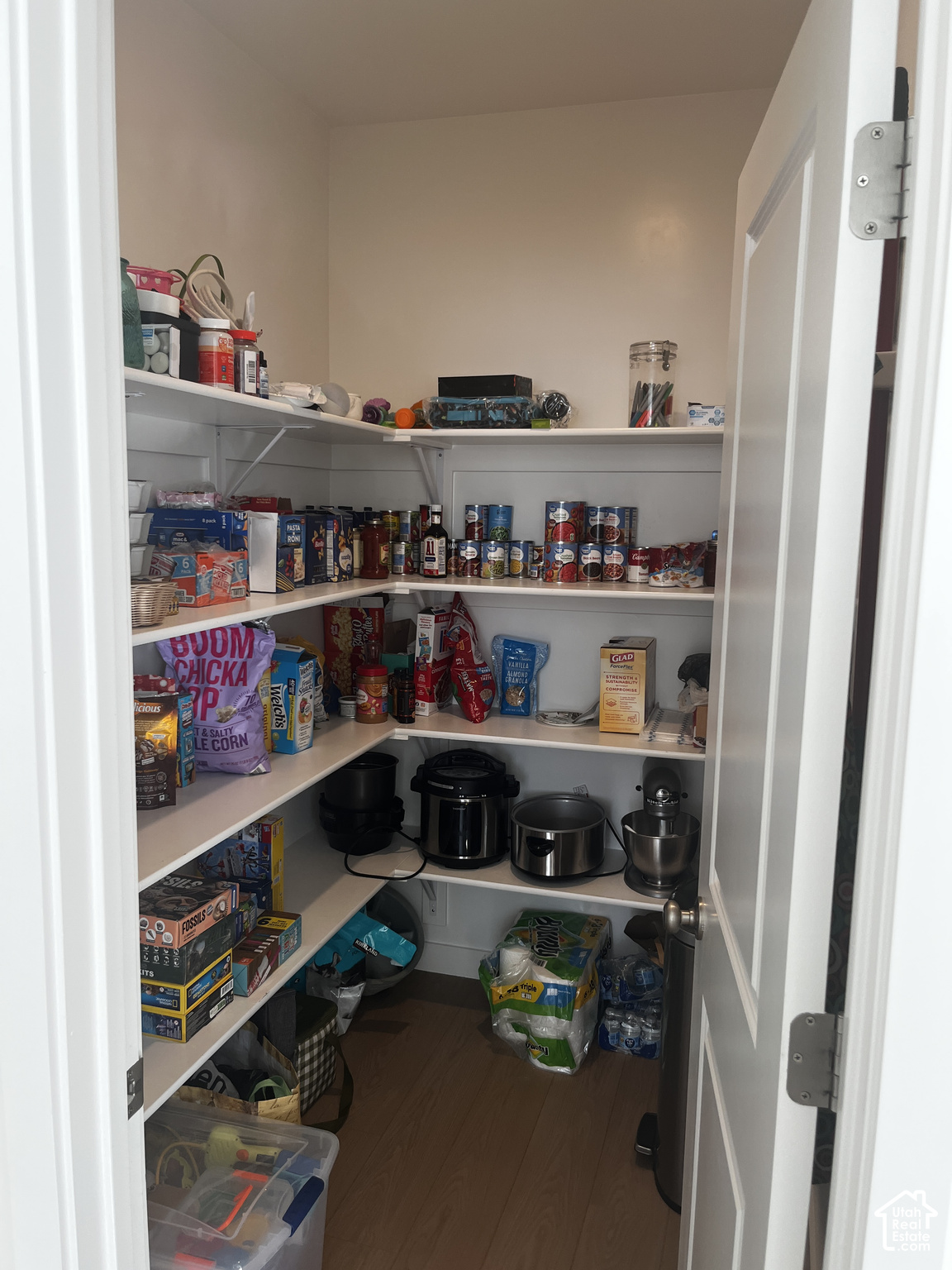 main property photo 38