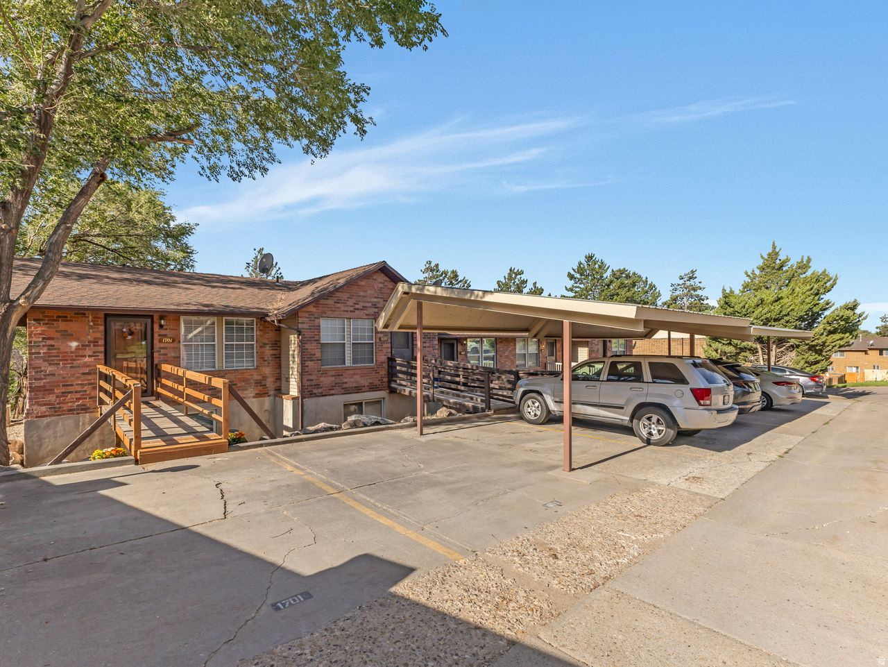 main property photo 17