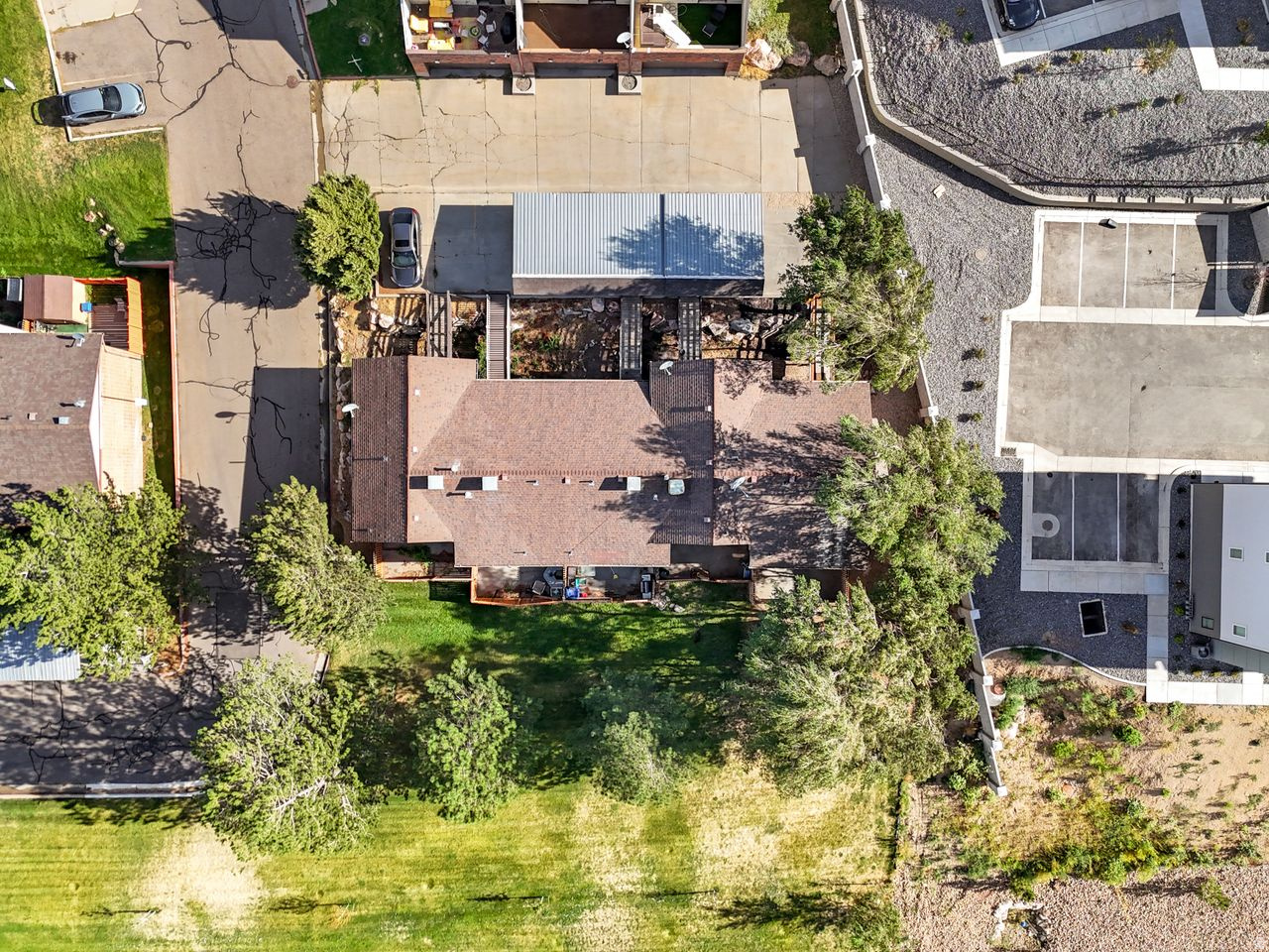 main property photo 19