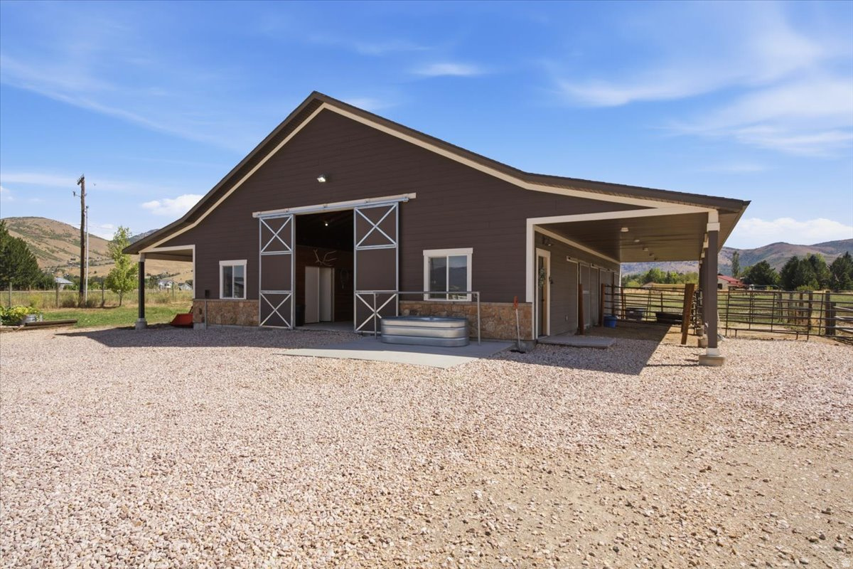 main property photo 50