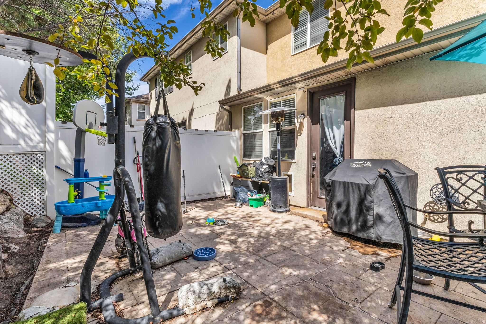 main property photo 18