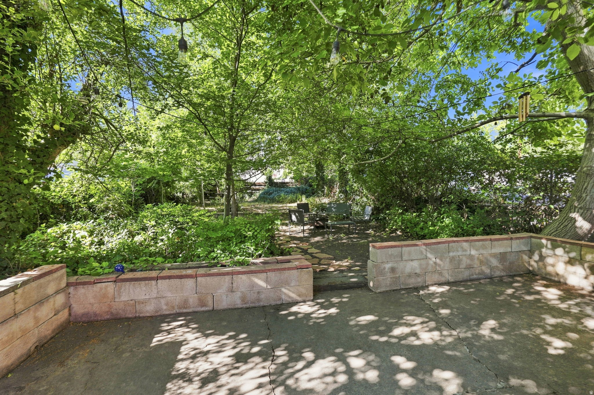main property photo 31