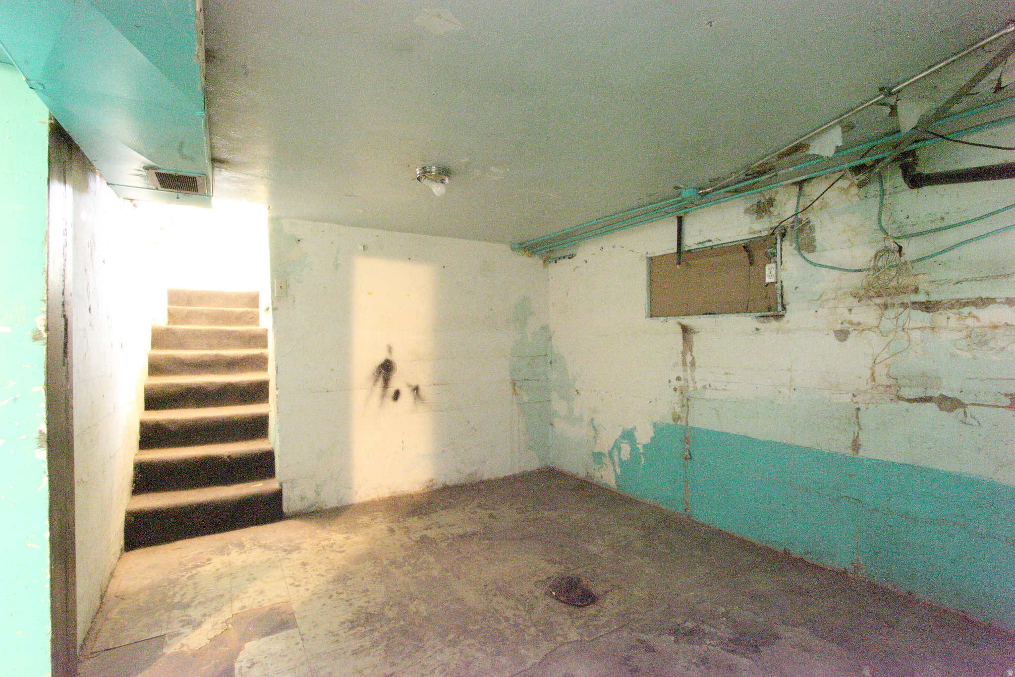 main property photo 11