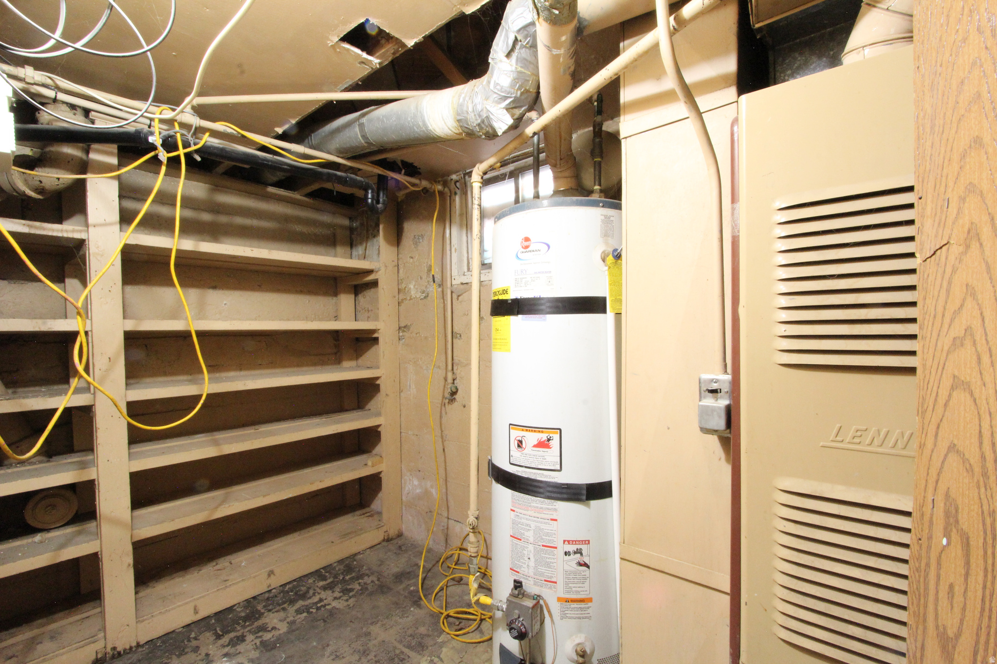main property photo 12