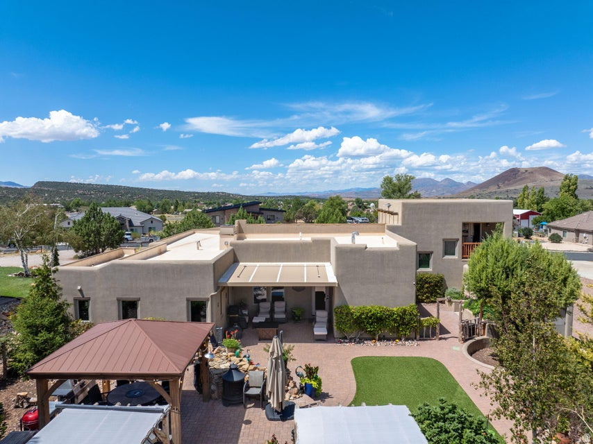 main property photo 59