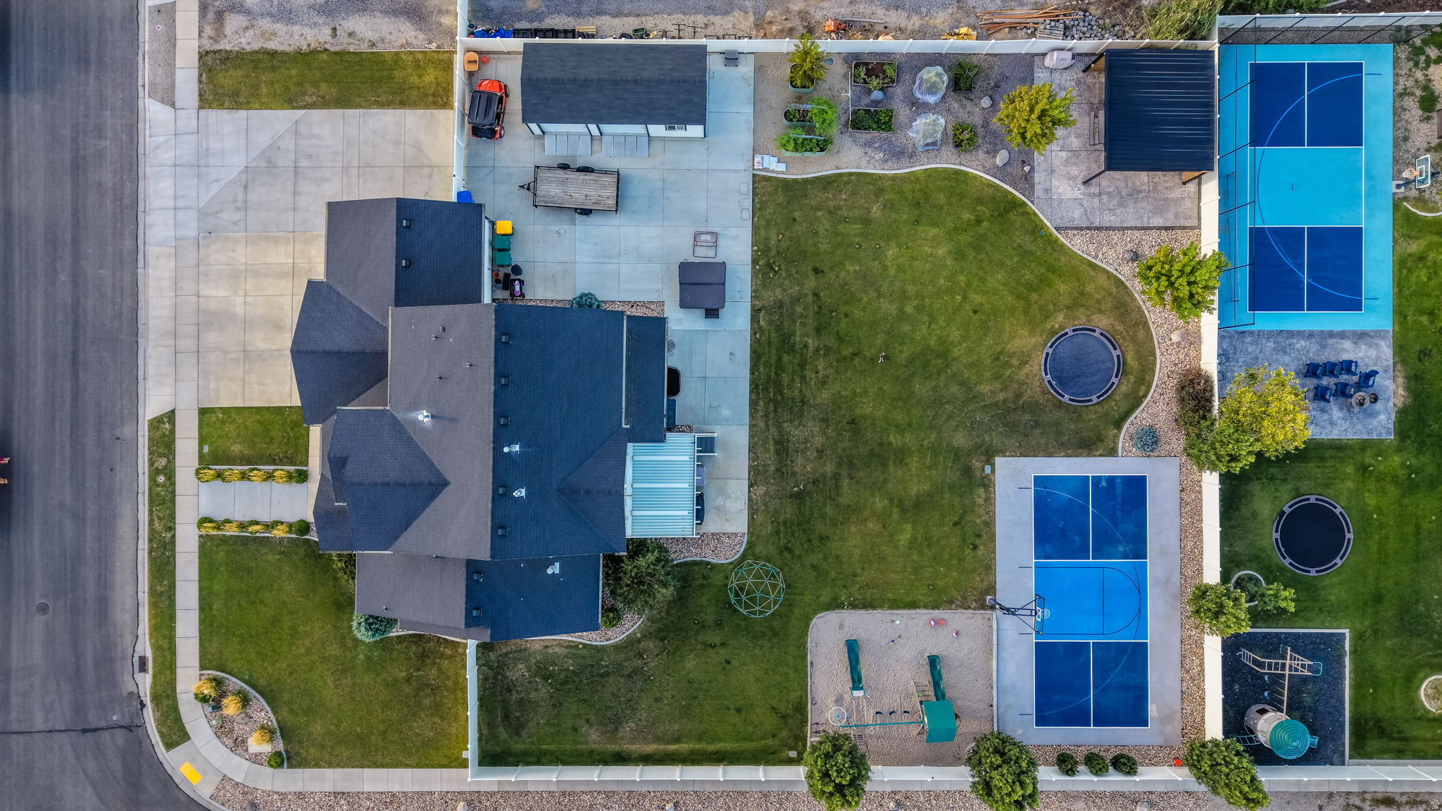 main property photo 67