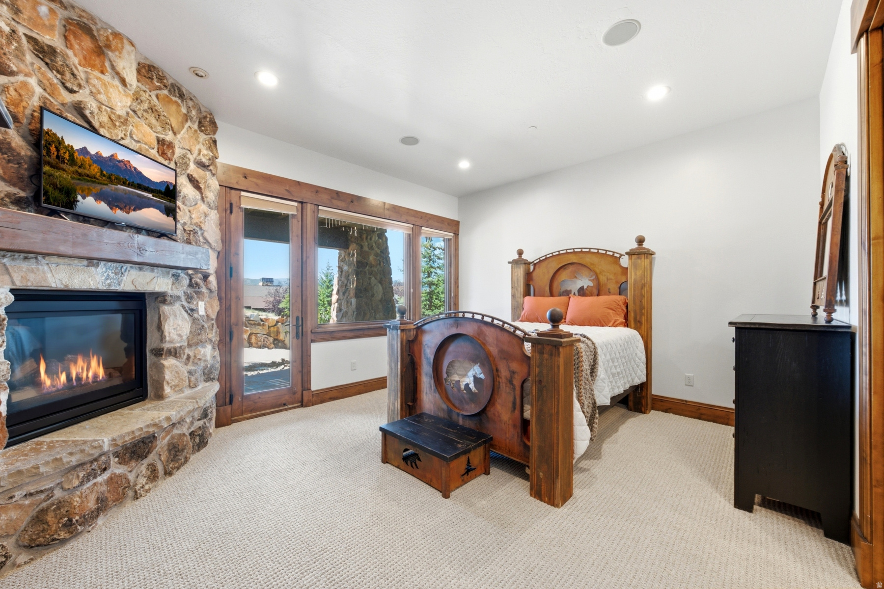 main property photo 68
