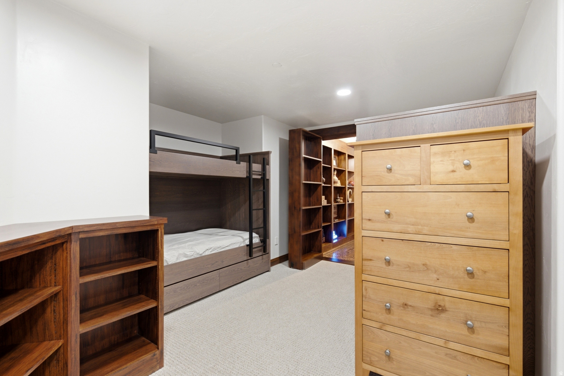 main property photo 70