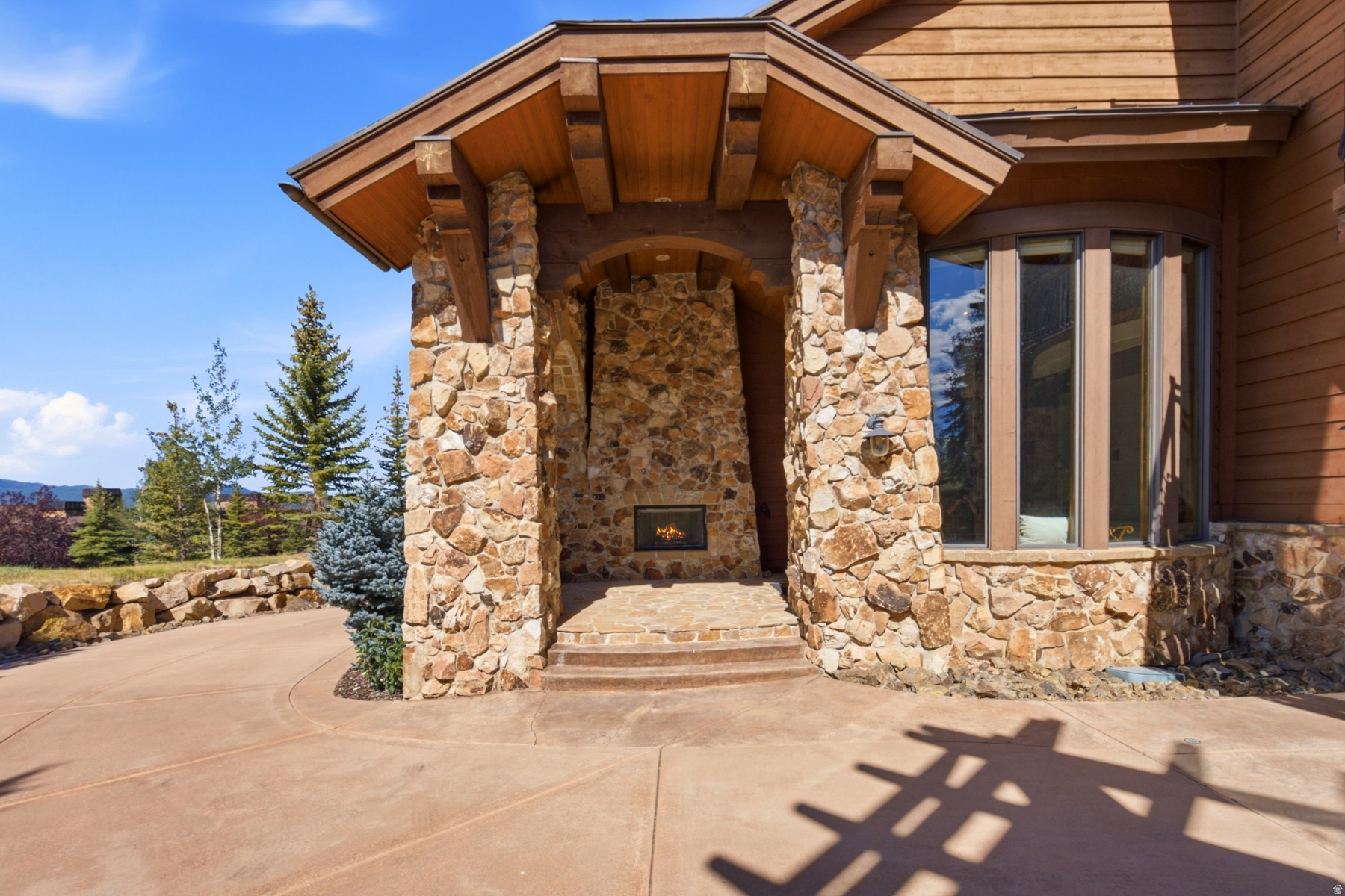 main property photo 85