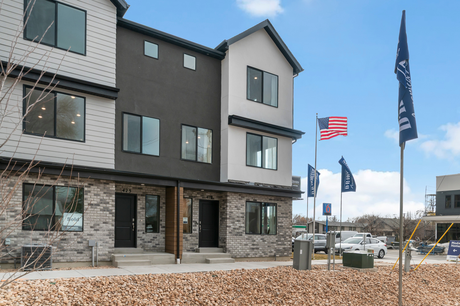 main property photo 0