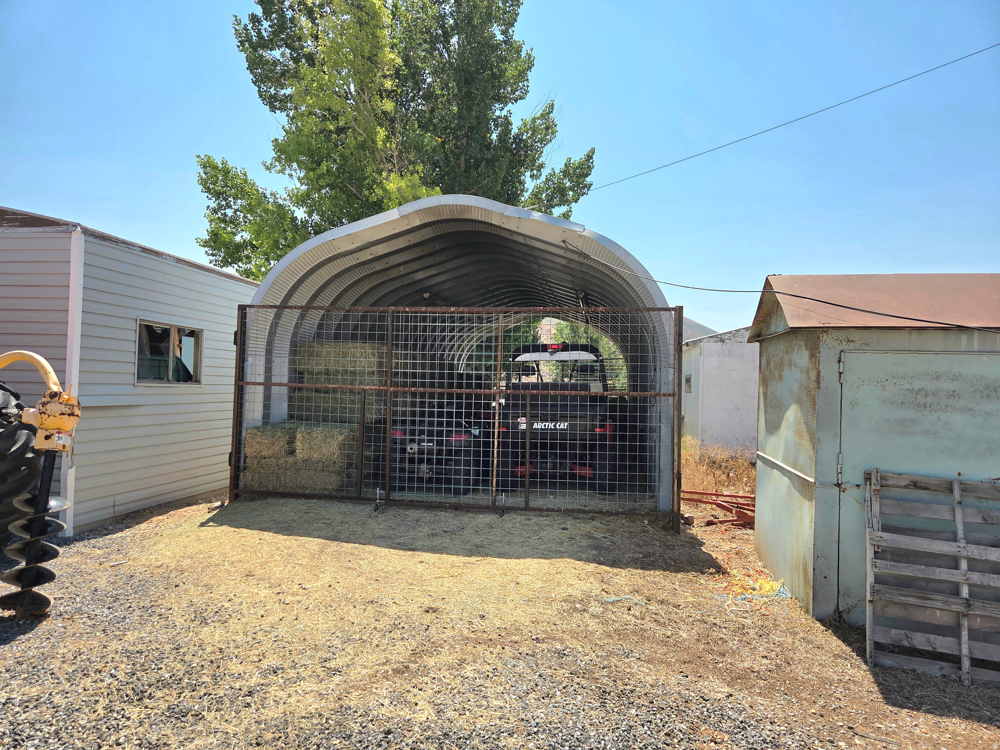 main property photo 16