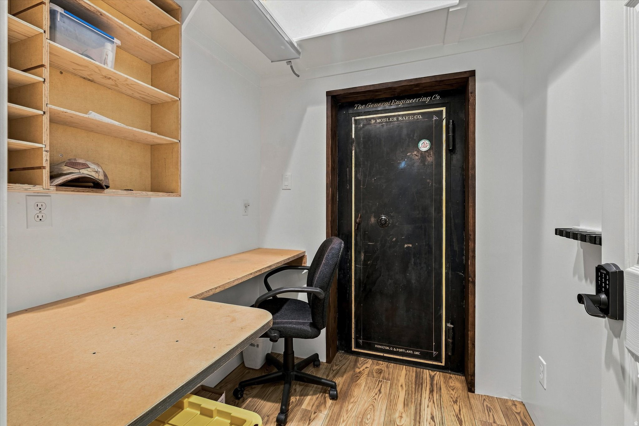main property photo 45