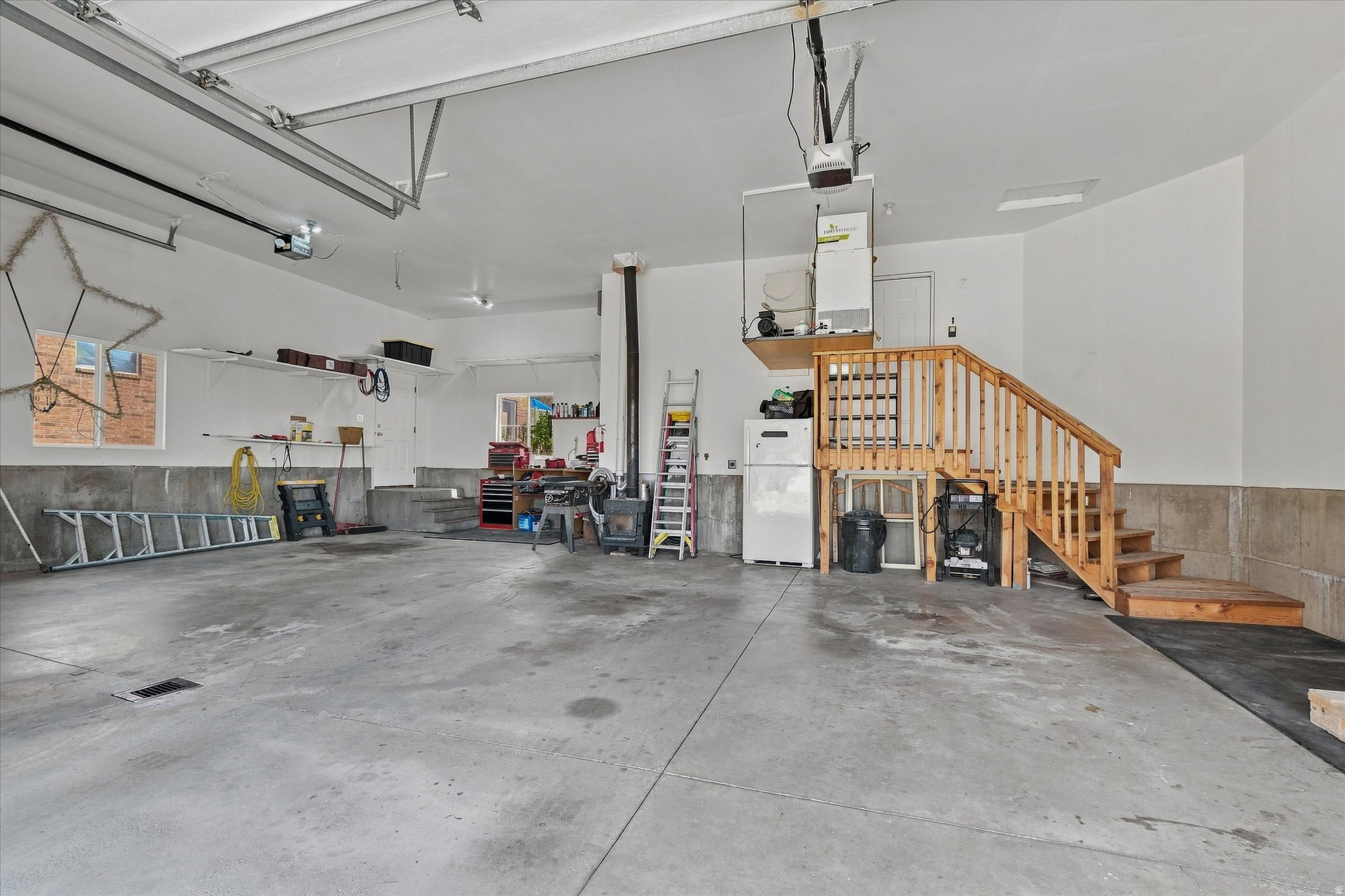 main property photo 51