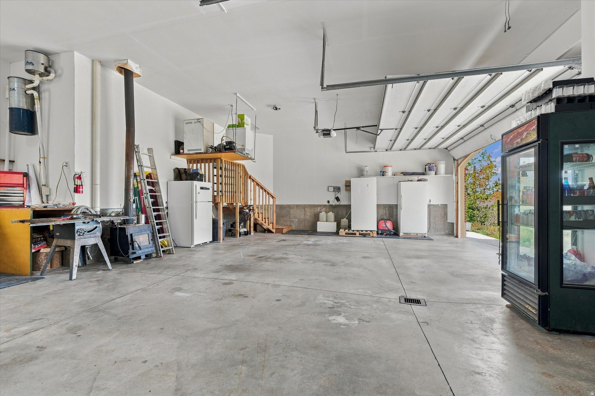 main property photo 53