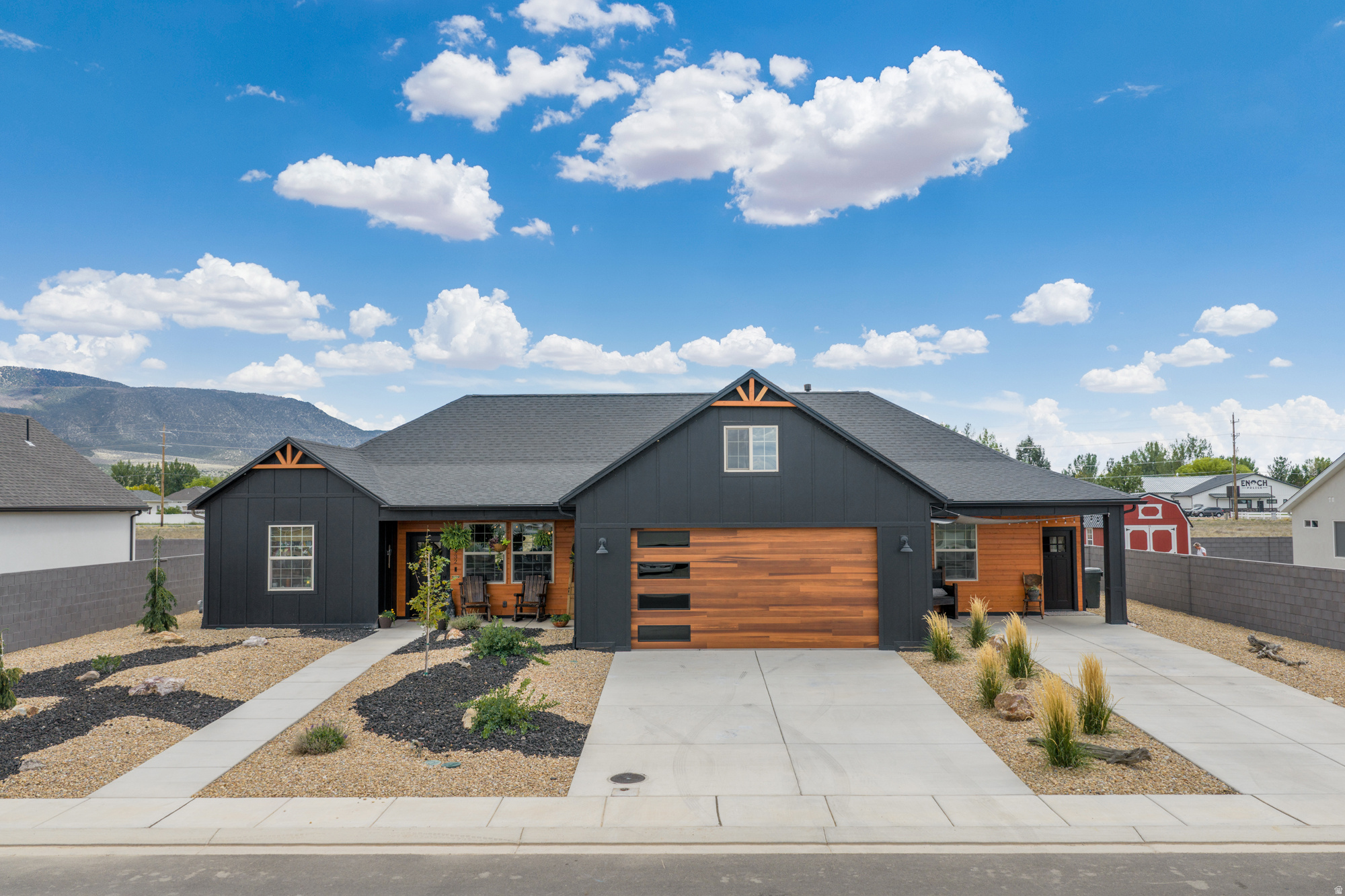 main property photo 0