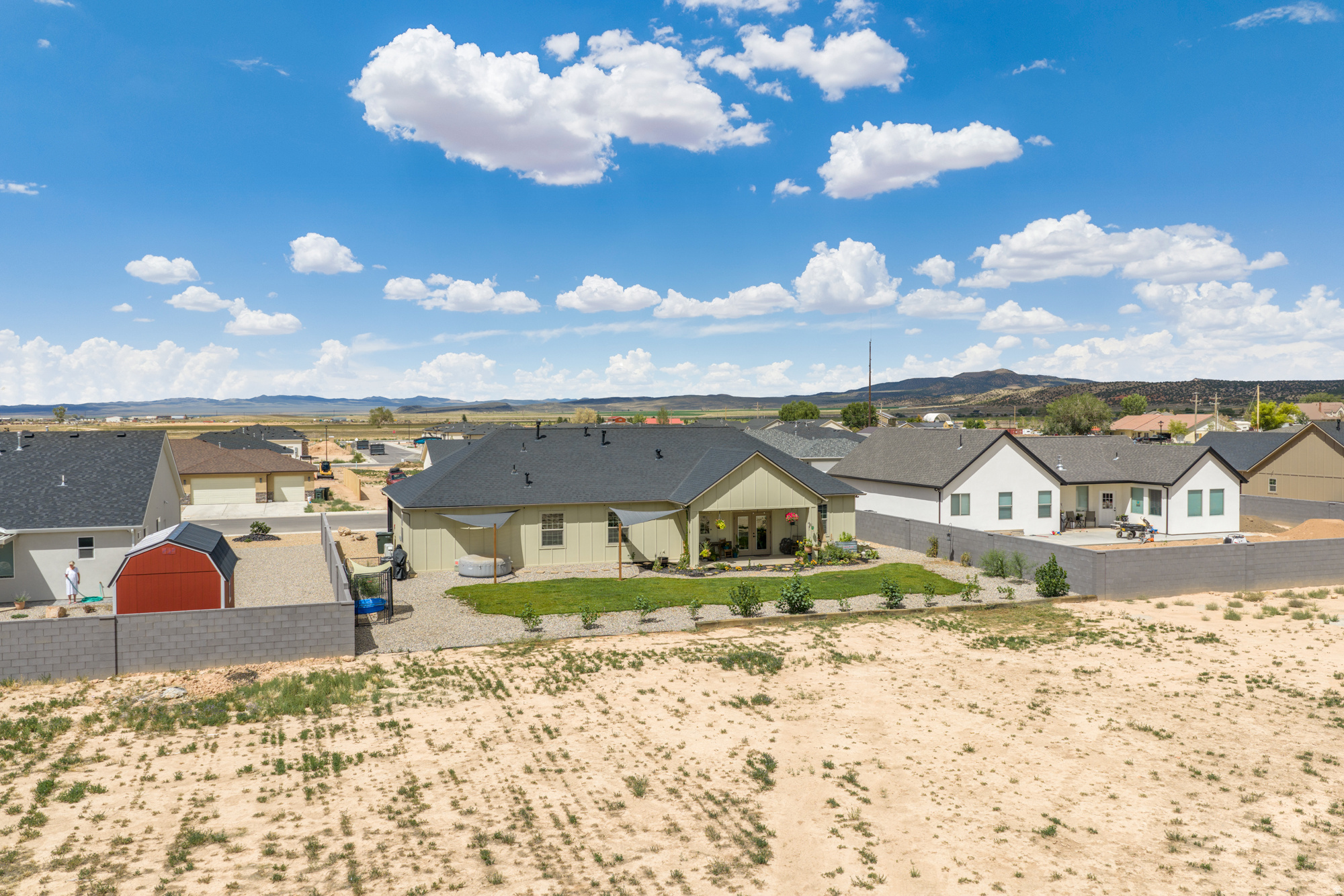 main property photo 35