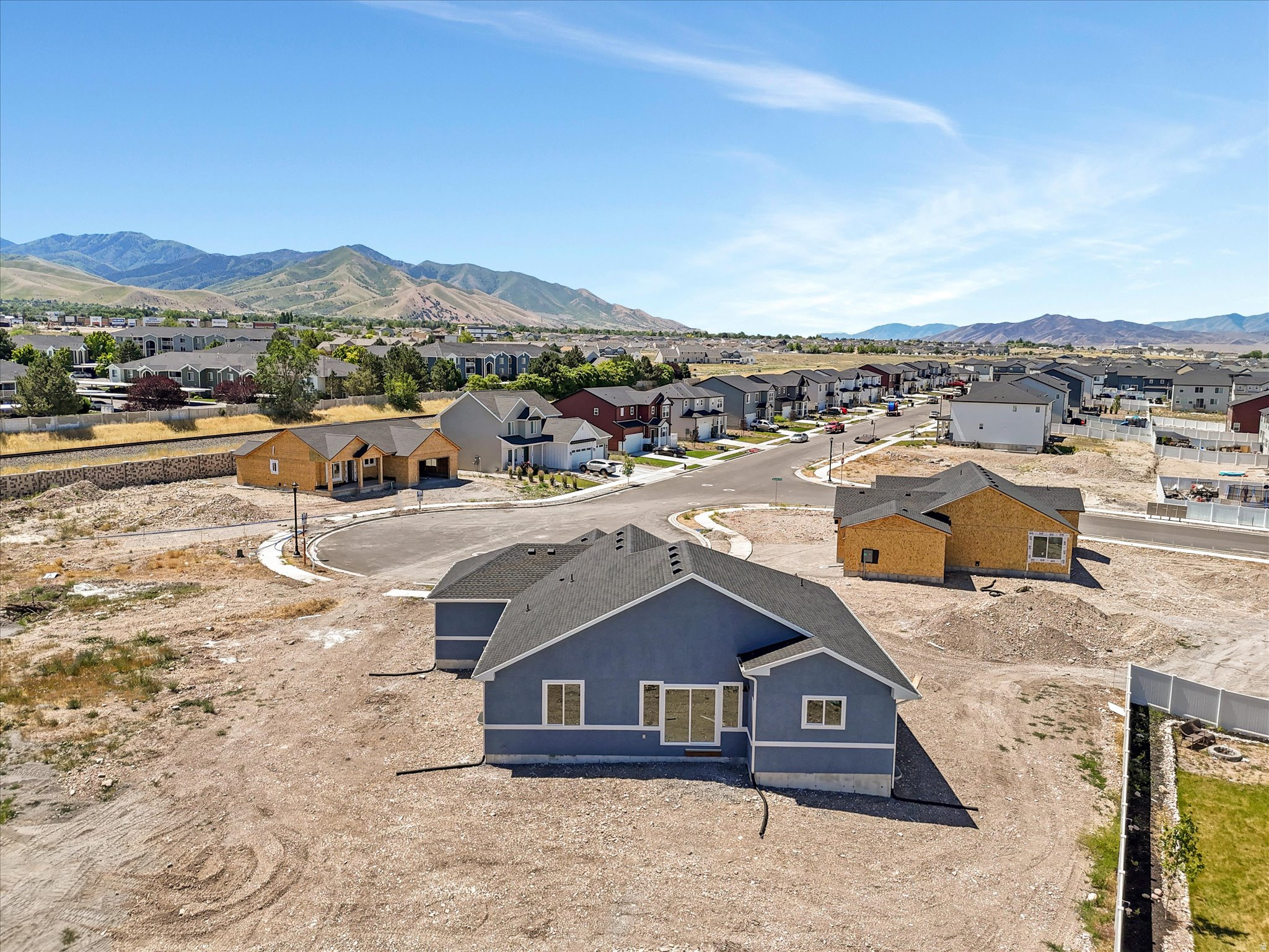 main property photo 21