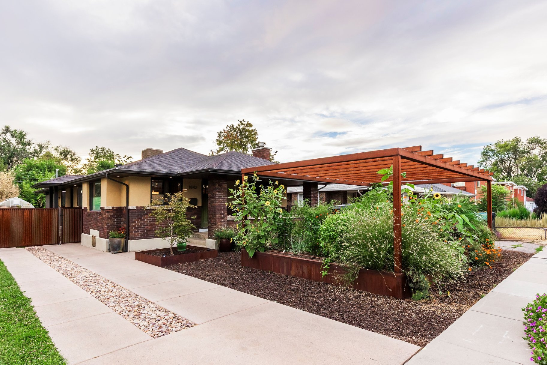 main property photo 52