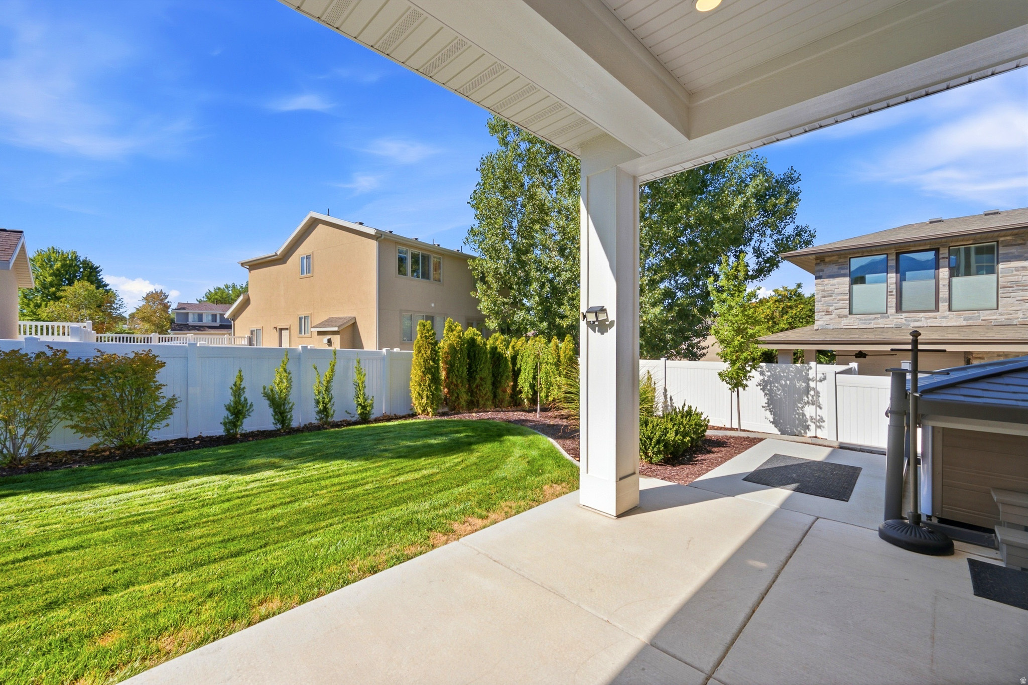 main property photo 51