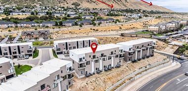 image of property with 3 Bed | 4 Bath | 1,889 Sqft