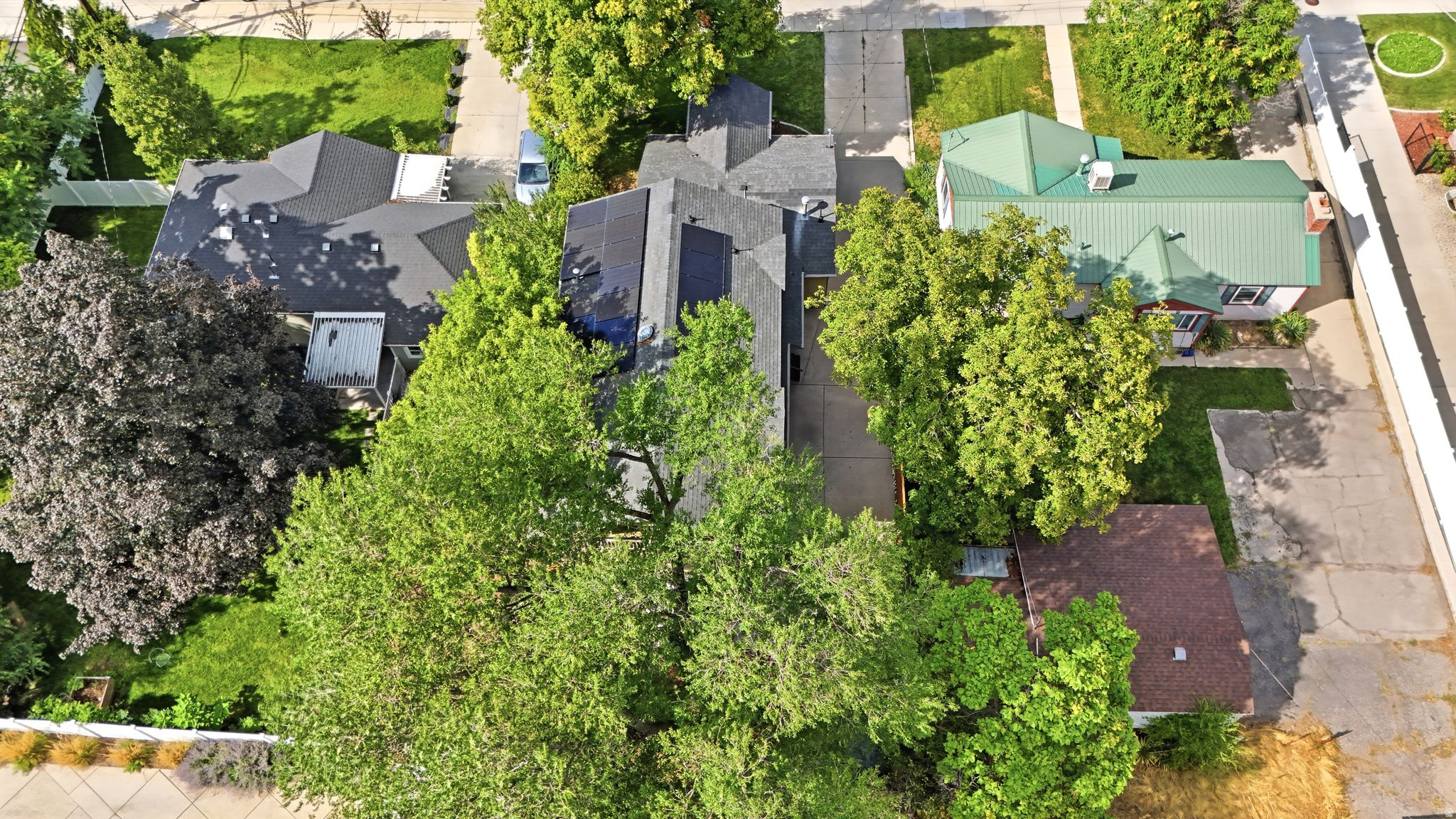 main property photo 42
