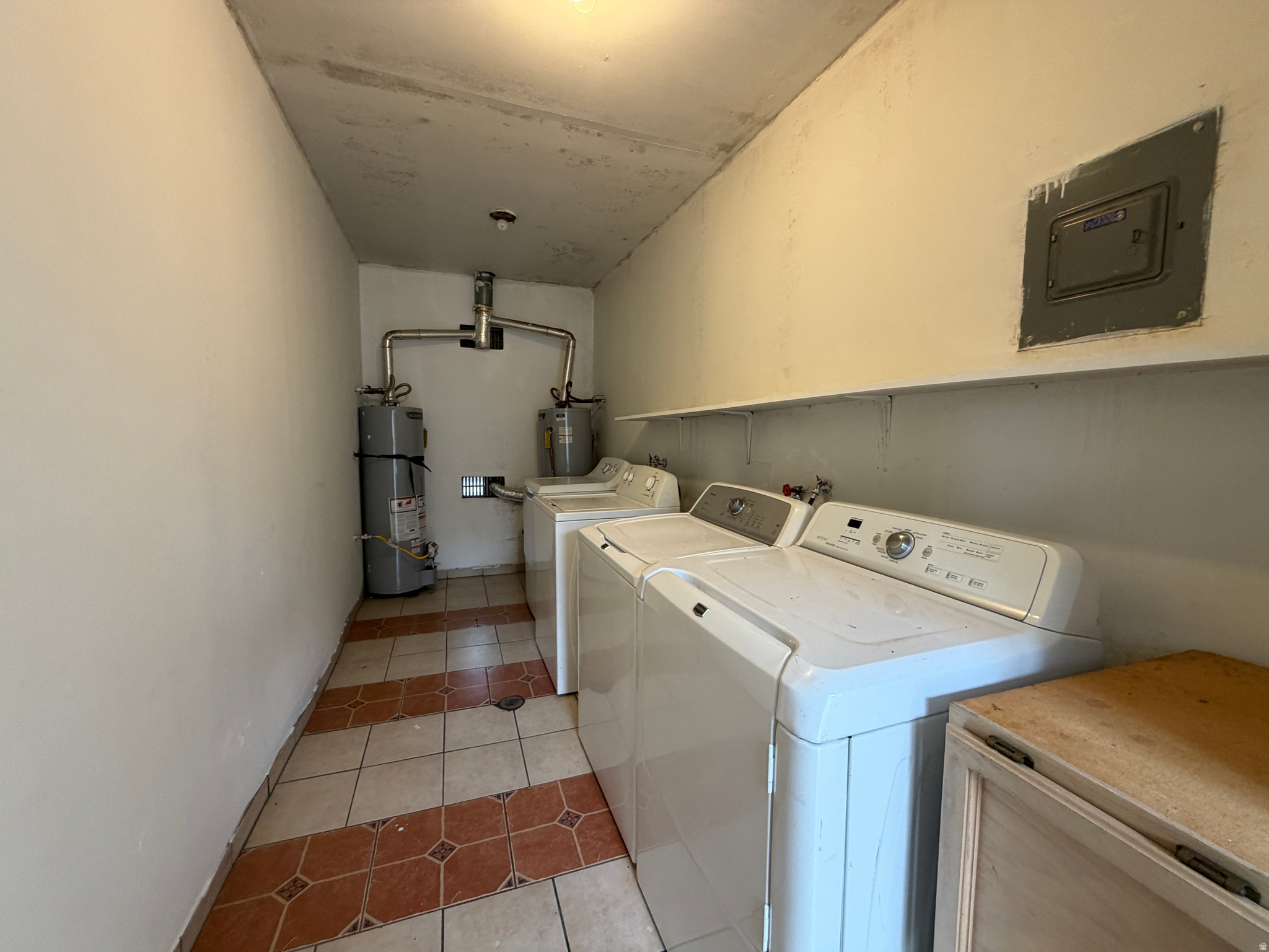 main property photo 19