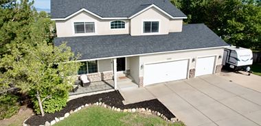 image of property with 6 Bed | 4 Bath | 3,720 Sqft