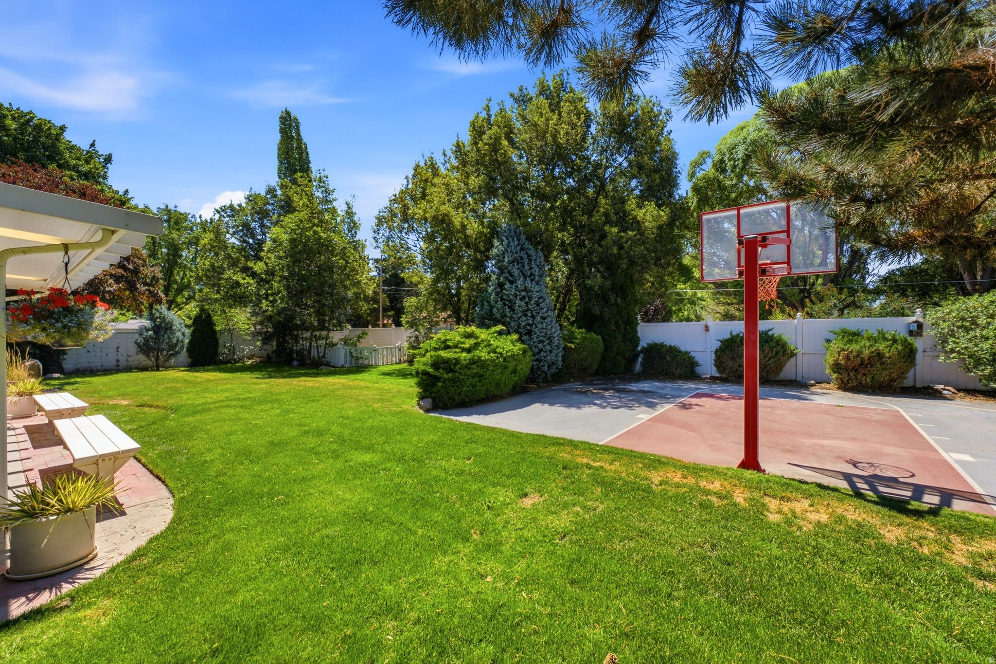 main property photo 57