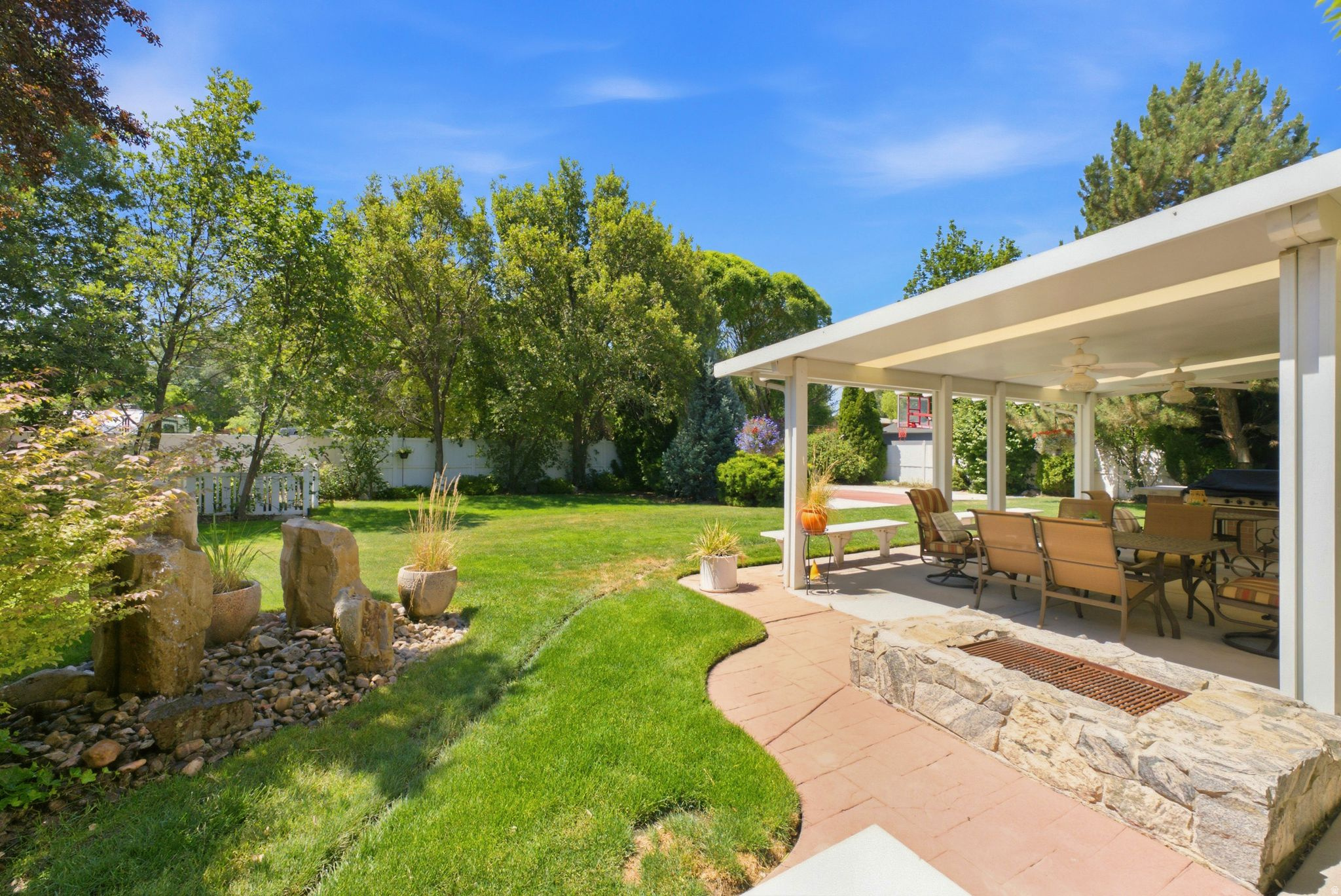 main property photo 59