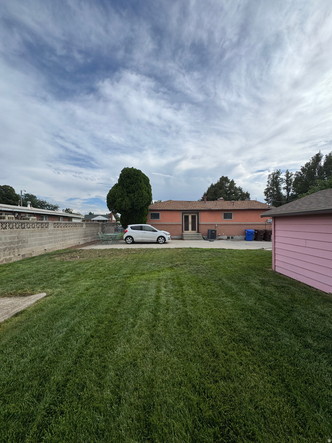 main property photo 37