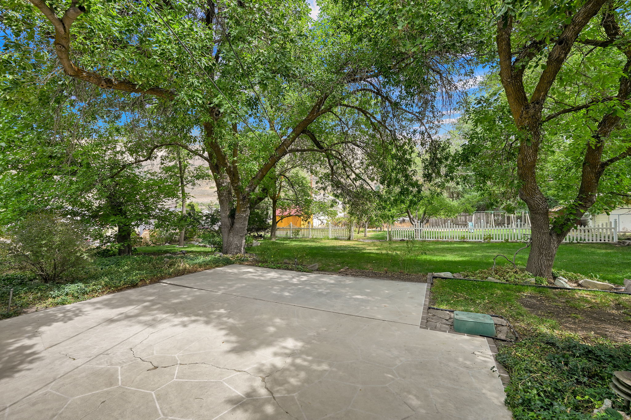 main property photo 31