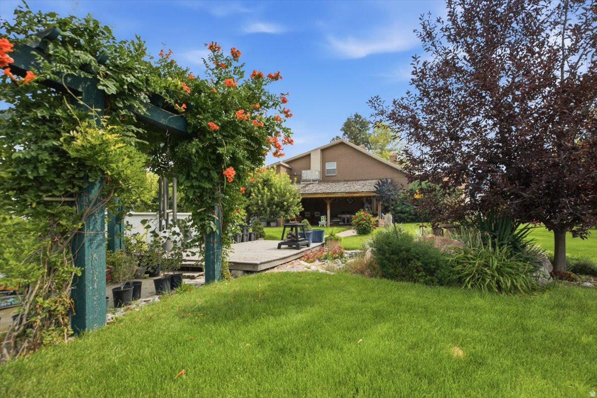 main property photo 51